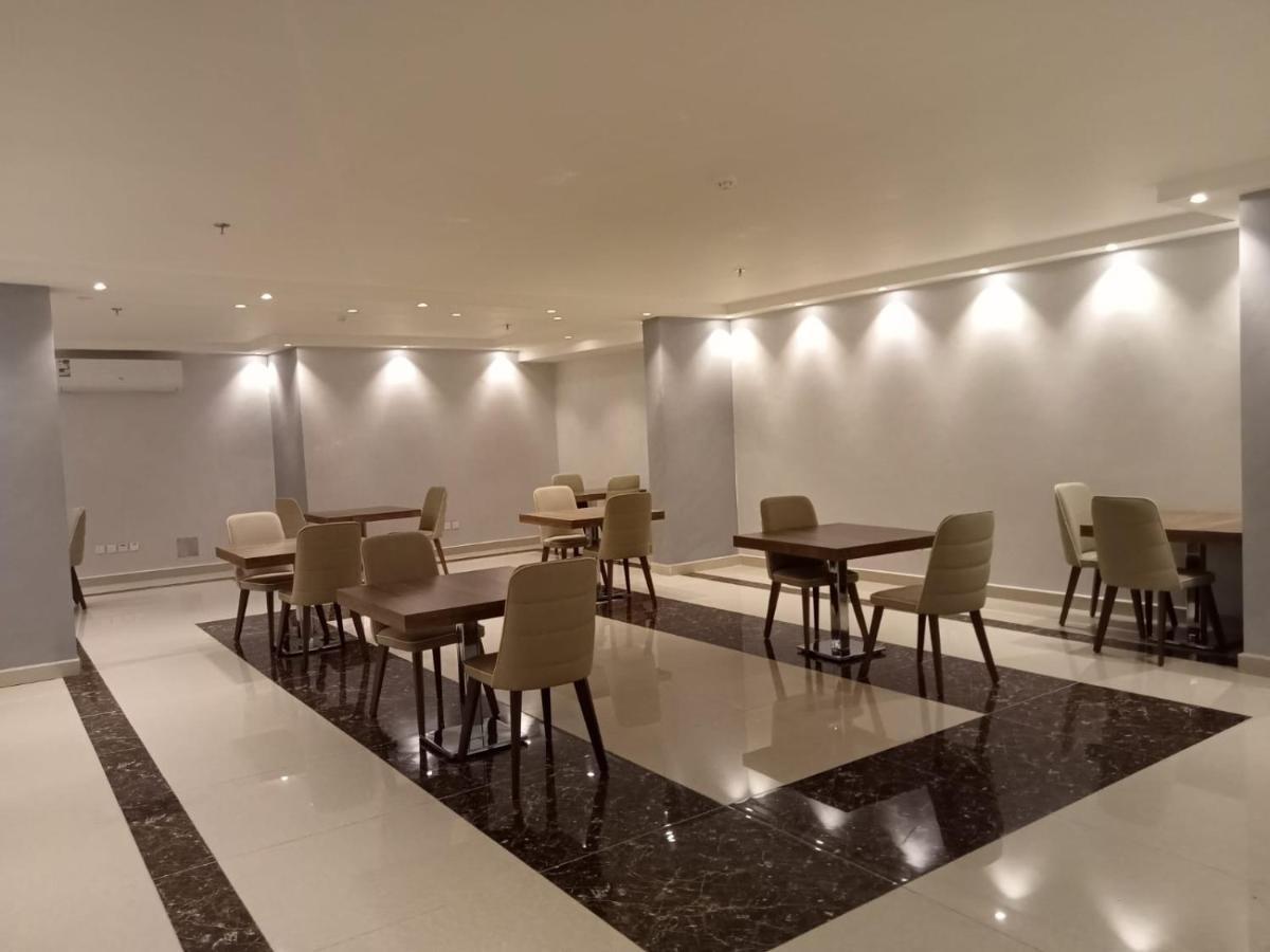 Y Platinum Hotel Medina Екстер'єр фото
